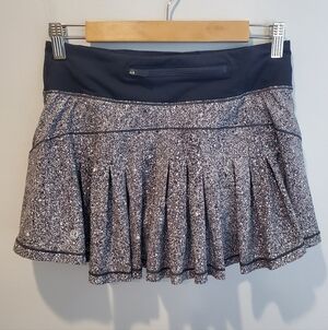 Lululemon Circuit Breaker Skirt II Size 4